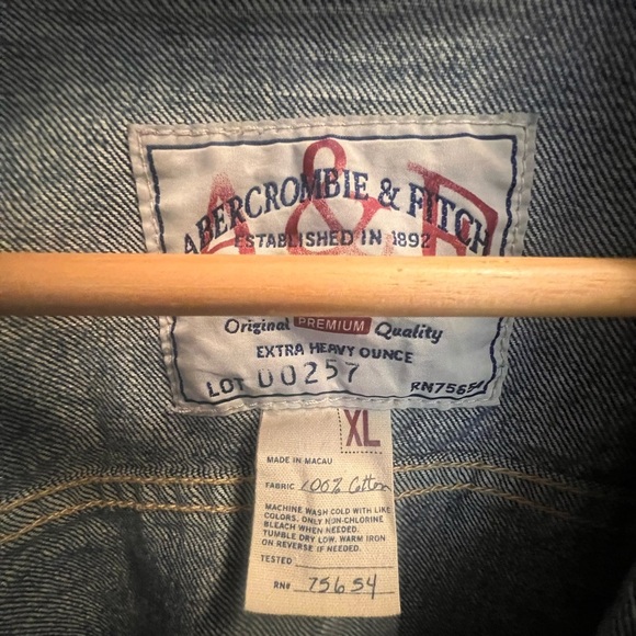 Abercrombie & Fitch Blue Lightweight Shirt Jacket - Picture 3 of 3